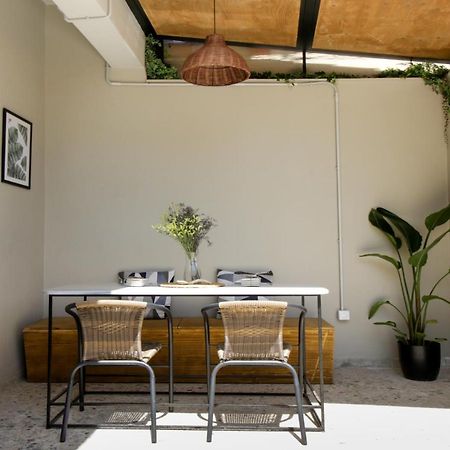 Onos - 2 Bedroom 2 Bathroom Penthouse With Terrace In Old Town Καλαμάτα Εξωτερικό φωτογραφία