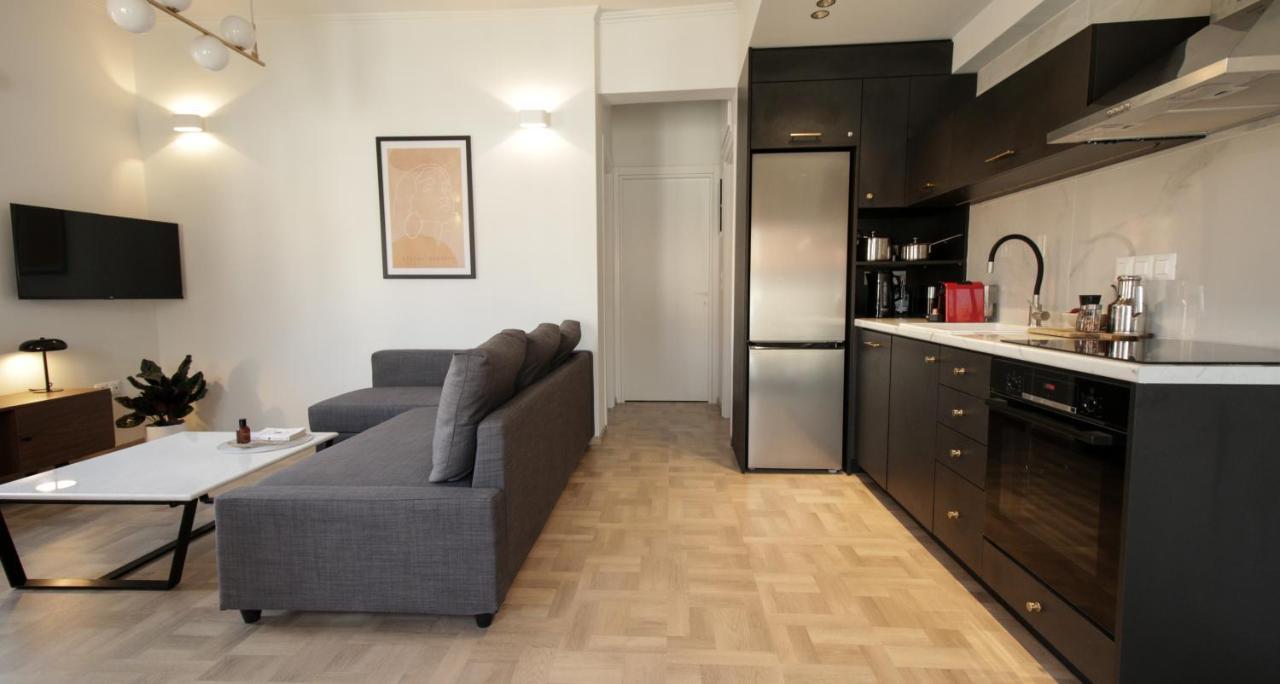 Onos - 2 Bedroom 2 Bathroom Penthouse With Terrace In Old Town Καλαμάτα Εξωτερικό φωτογραφία