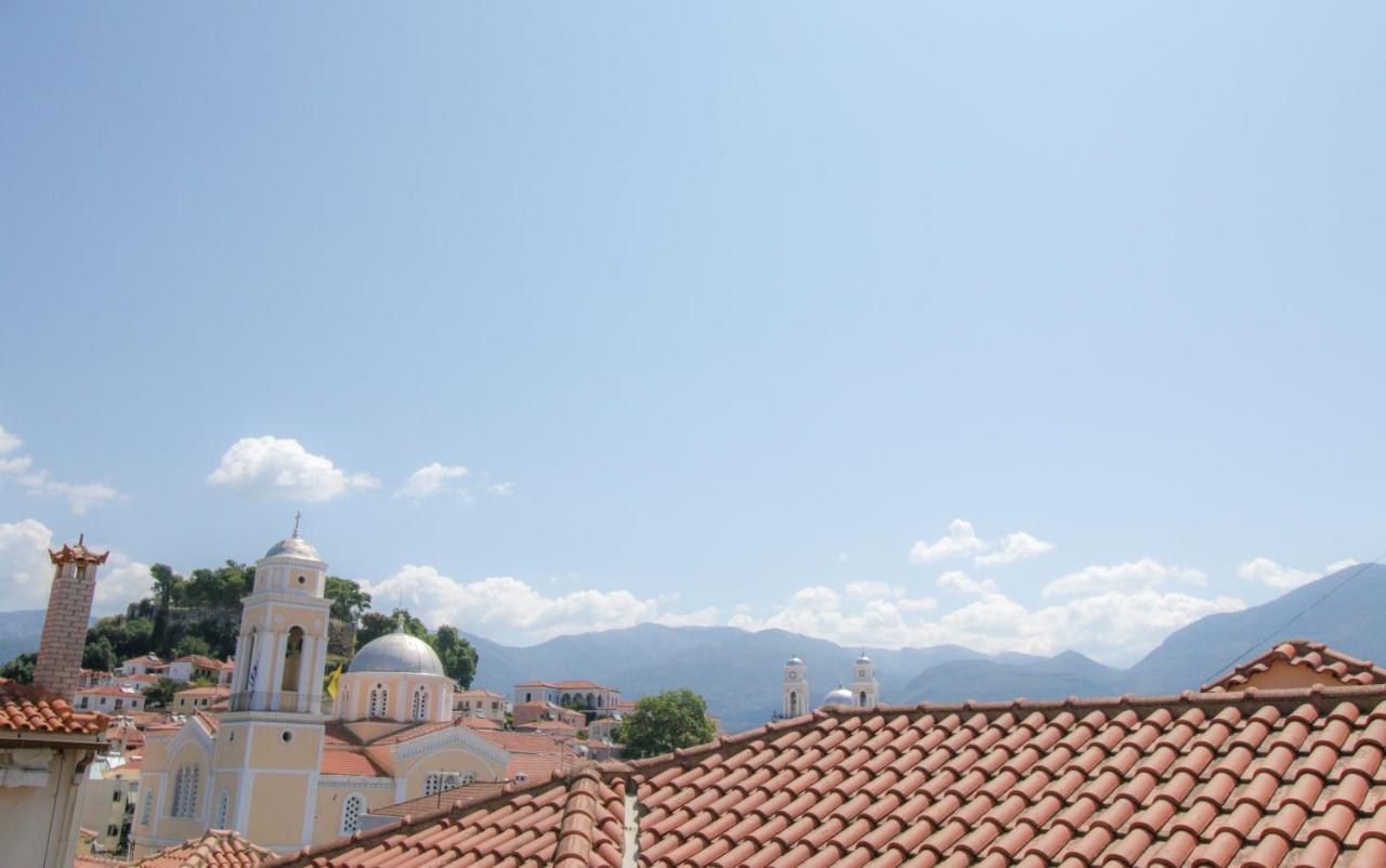 Onos - 2 Bedroom 2 Bathroom Penthouse With Terrace In Old Town Καλαμάτα Εξωτερικό φωτογραφία